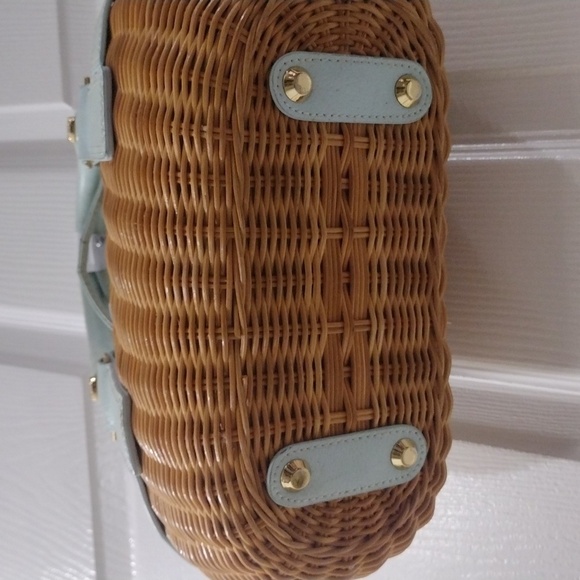 Samantha Thavasa Yellow Straw and Blue Leather Rattan Bag, Drawstring Handbag - Picture 7 of 14